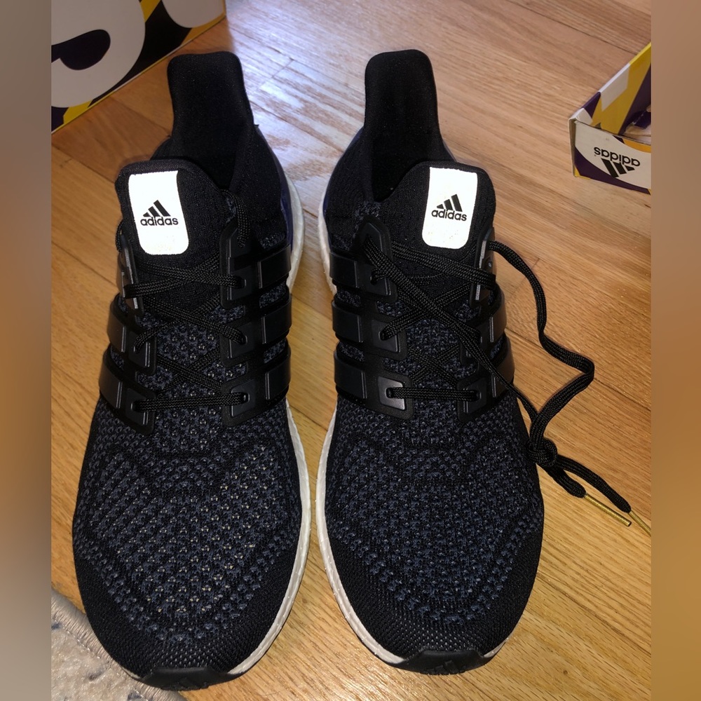 adidas UltraBoost OG Men brand new 9
